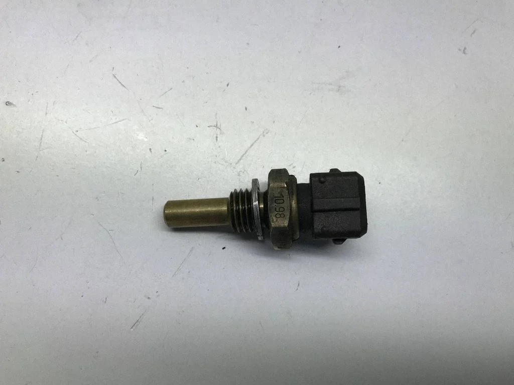 Oil temperature sensor – BMW 5 Series E39 (1996-2003)