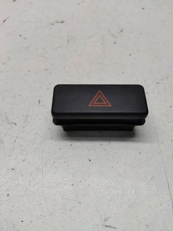 Hazard light switch – BMW Z3 E36 (1994-2002)