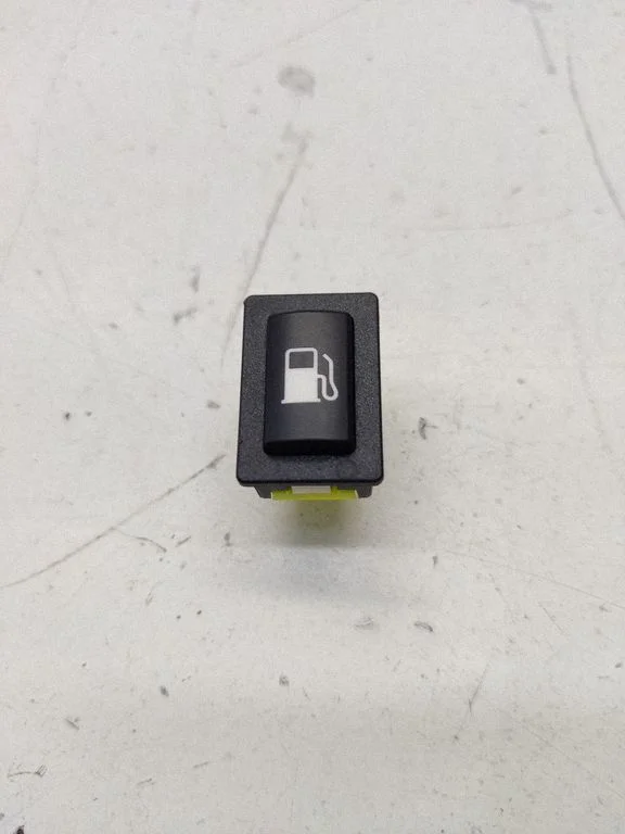 Fuel tank opening switch – BMW 3 Series G20 G21 (2019-)