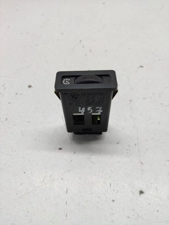 Armatuurlaua valgustuse reguleerimise lüliti – BMW Z3 E36 (1994-2002)
