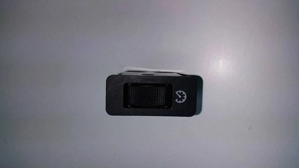 Armatuurlaua valgustuse reguleerimise lüliti – BMW 5-seeria E39 (1996-2003)
