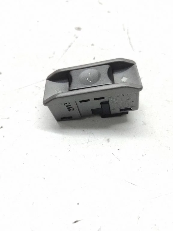 Sunroof switch – BMW 7 Series E65 E66 (2001-2008)