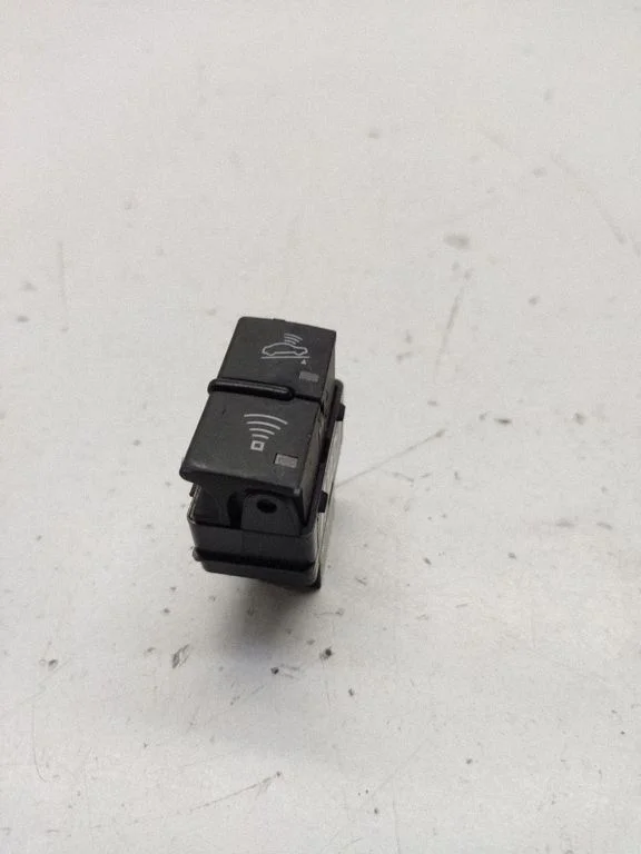 Alarm switch – Audi A4 S4 B6 8E 8H (2001-2005)