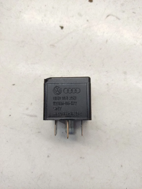 Coolant fan relay 8K0951253