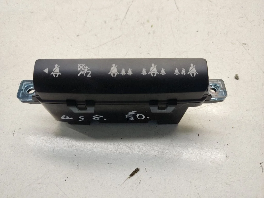 Turvavöö hoiatusrelee – Nissan Qashqai+2 (2008-2010)