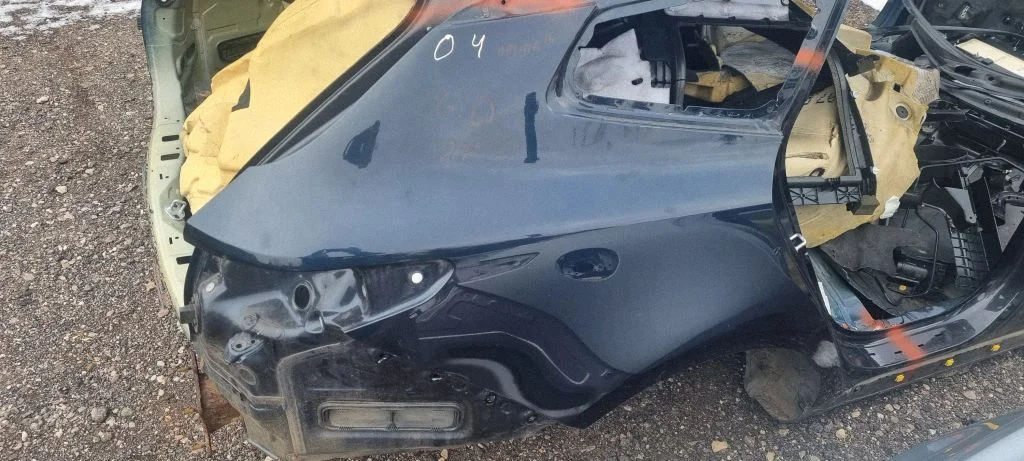 Rear quarter panel – rear right