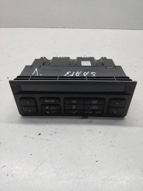 Climate control unit 5048939