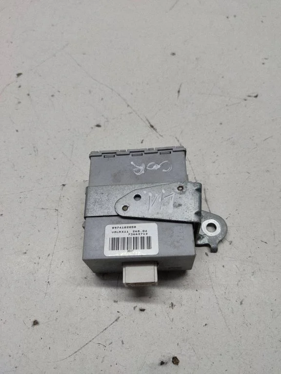Door central lock control unit/module – Toyota Corolla E120 E130 (2004-2007)