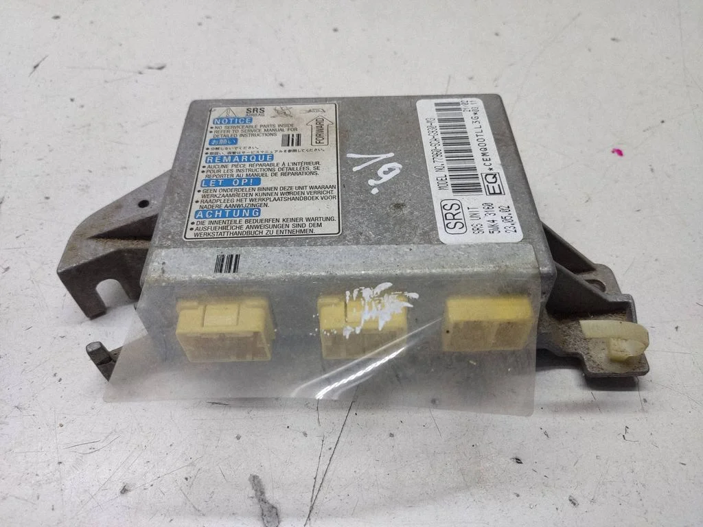 Airbag control unit/module – Honda CR-V (2002-2006)