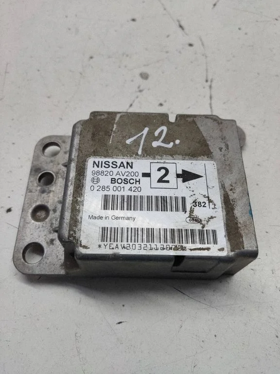 Drošības spilvenu vadības bloks 98820AV200