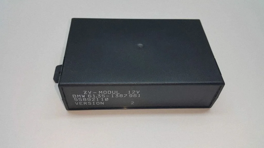 Door central lock control unit/module – BMW Z3 E36 (1994-2002)