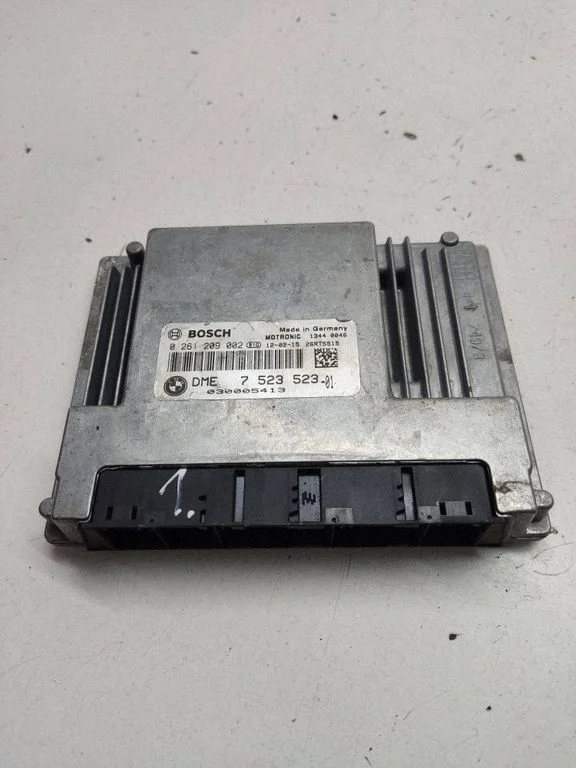 Sterownik silnika – BMW Seria 7 E65 E66 (2001-2008)