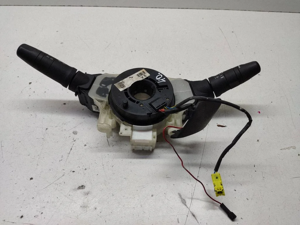 Sviru komplekts 25560AV665