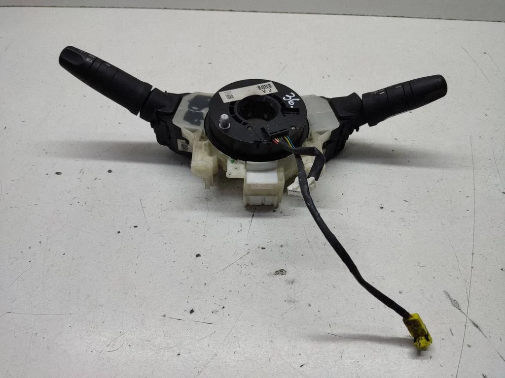 Sviru komplekts 25560AV620