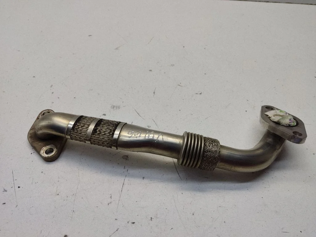 EGR valve line/pipe/hose 03G131521AF