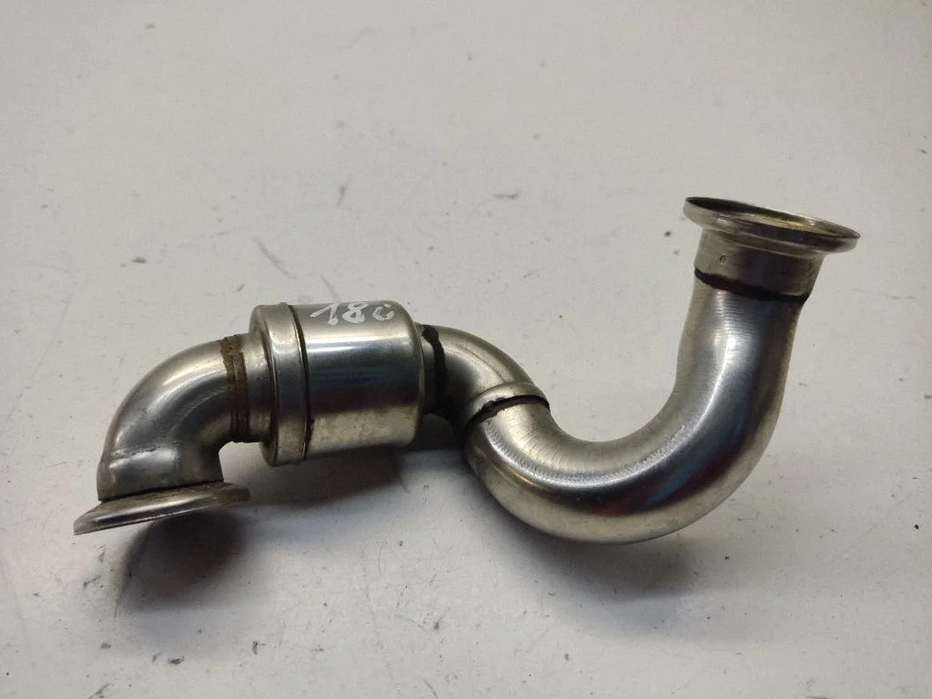 EGR valve line/pipe/hose – BMW 5 Series E60 E61 (2004-2010)