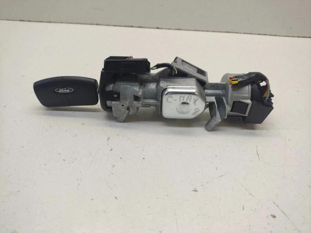 Süütelukk – Ford Focus C-MAX (2003-2010)