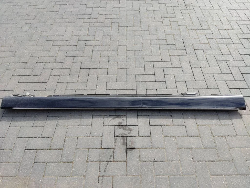 Sill A2136908804