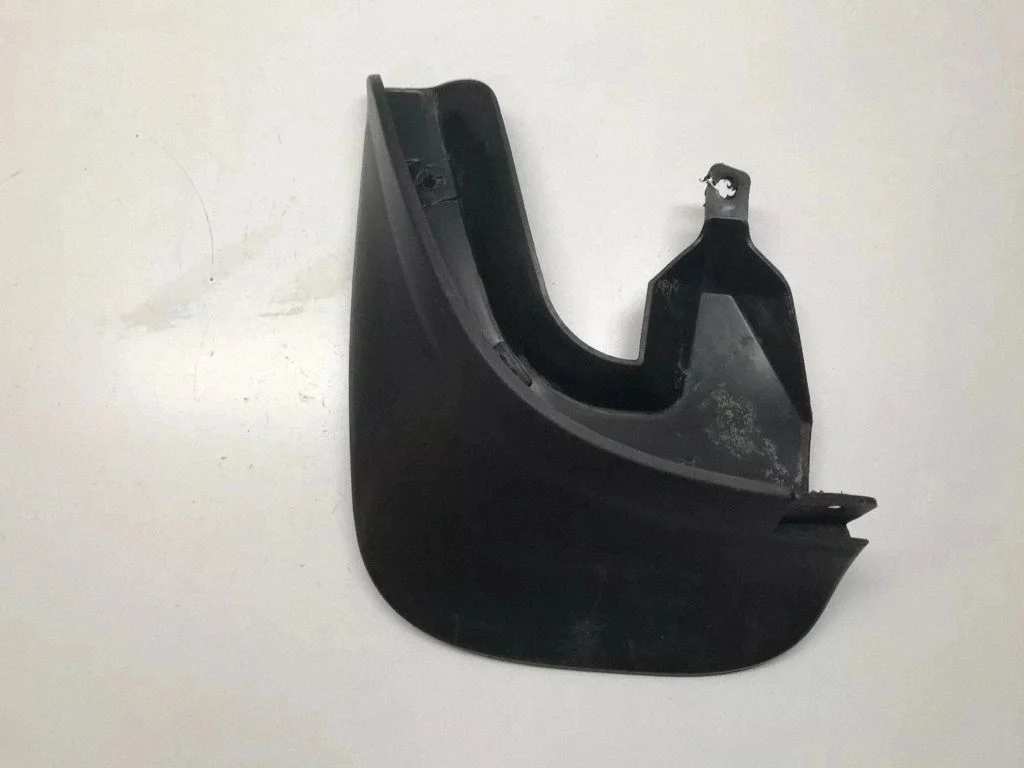 Rear mudguard 868412E010