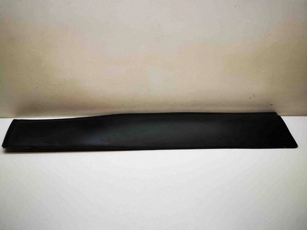 Esiukse liist (mold) 80871JD00A