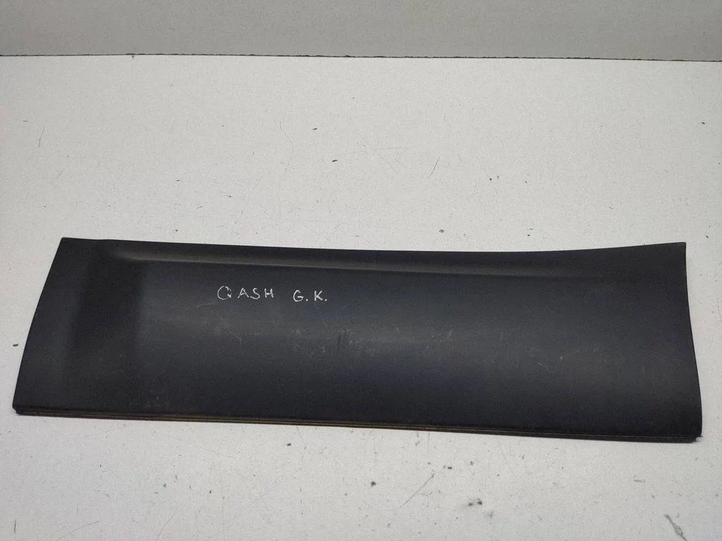 Tagaukse liist (mold) 82871JD00A