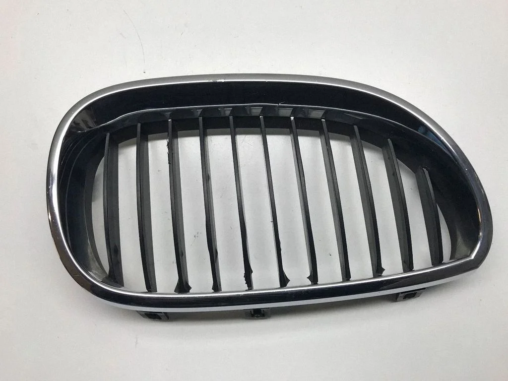 Front grill 7065702