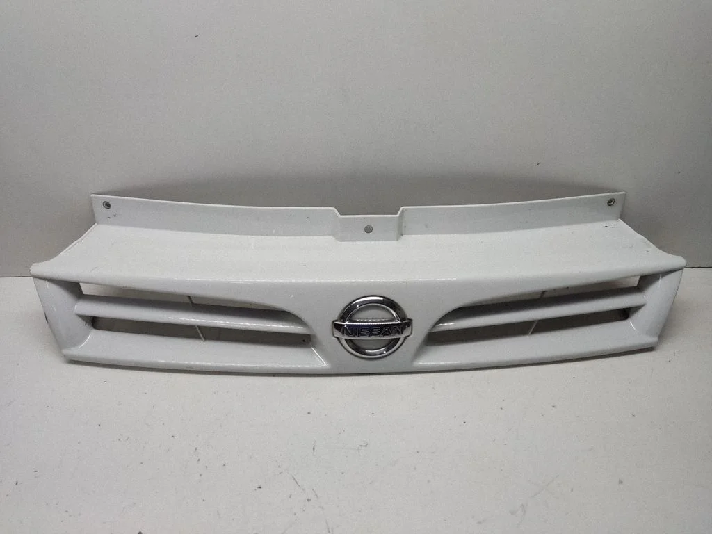 Atrapa przednia (grill) 8200137047