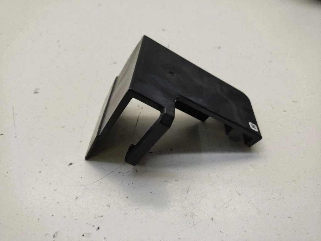 Battery box tray cover/lid – BMW 3 Series G20 G21 (2019-)