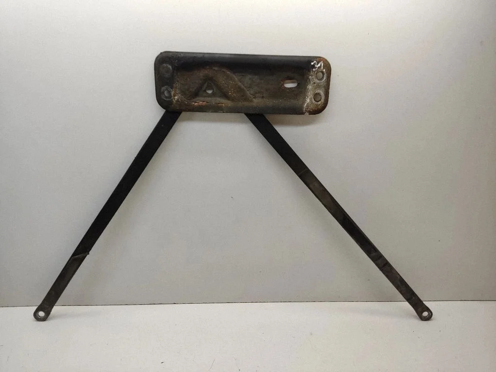 Rear differential/diff mount bracket – BMW 1 Series E81 E87 (2004-2011)