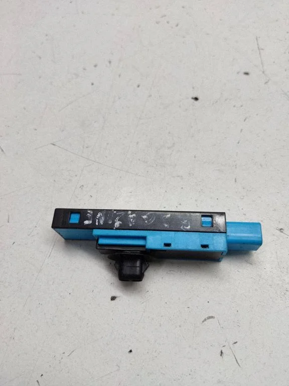 Wzmacniacz antenowy 5230