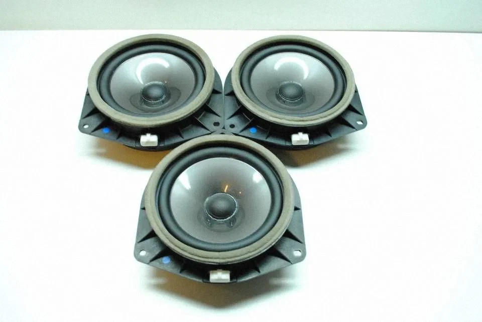 Front door speaker – Lexus IS 220D-250-350 (2006-2013)