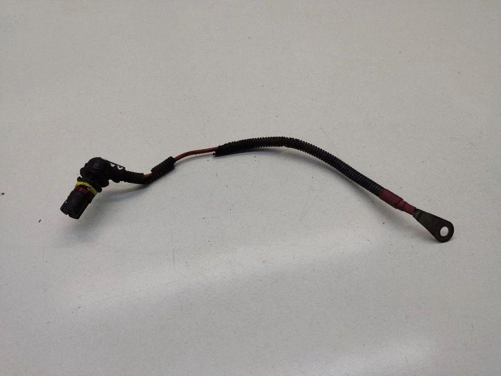 Eelsüüteküünalde juhtmed – BMW 5-seeria E60 E61 (2004-2010)