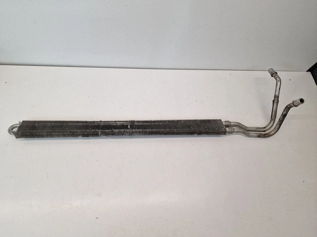 Power steering radiator – Land Rover Range Rover L322 (2002-2012)