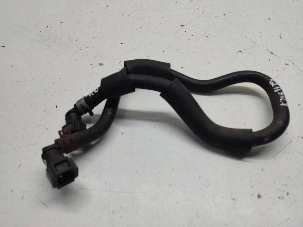 Fuel line/pipe/hose – Nissan Qashqai+2 (2008-2010)