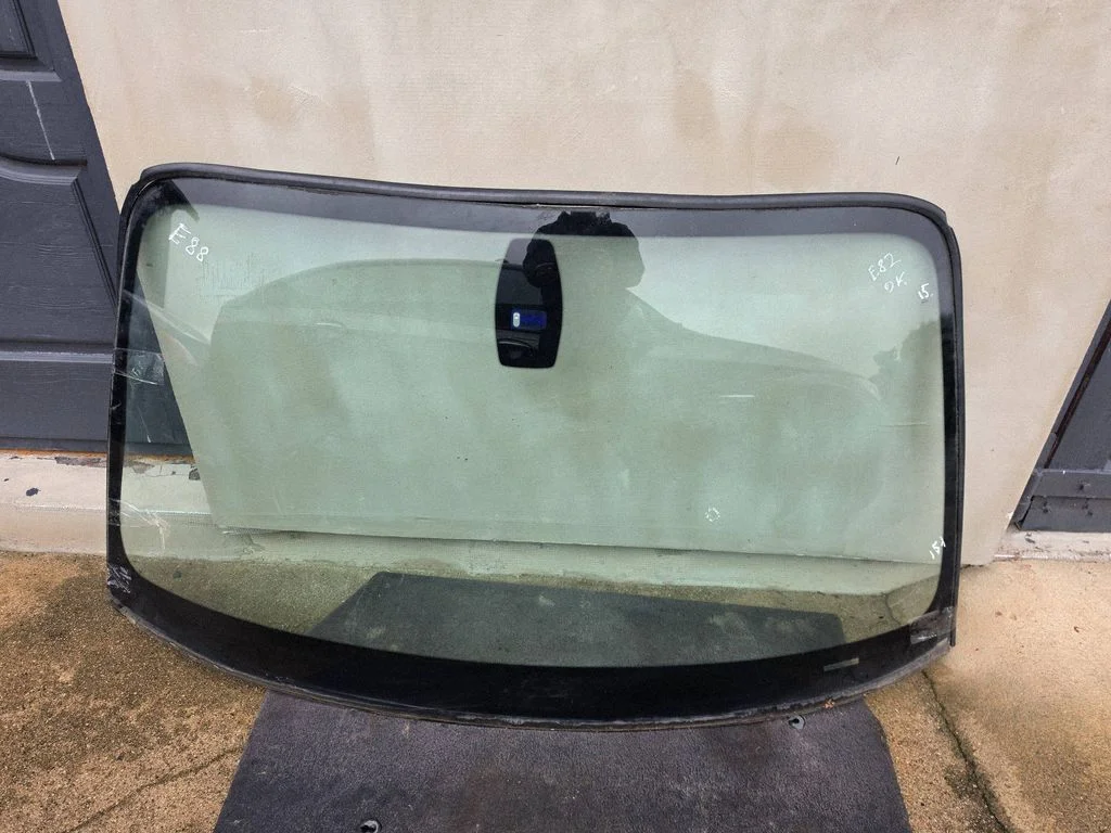 Front windscreen/windshield window – BMW 1 Series E82 E88 (2007-2014)