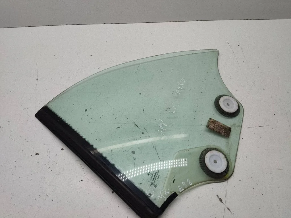 Rear side window – BMW 1 Series E82 E88 (2007-2014)
