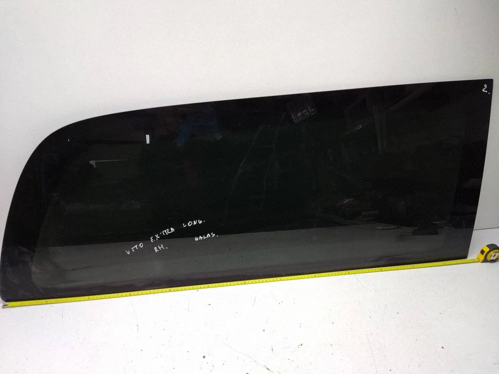 Rear side window – Mercedes-Benz Vito Viano W447 (2014-)
