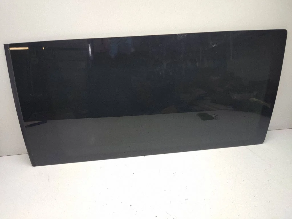 Rear side window – Mercedes-Benz Vito Viano W639 (2003-2014)