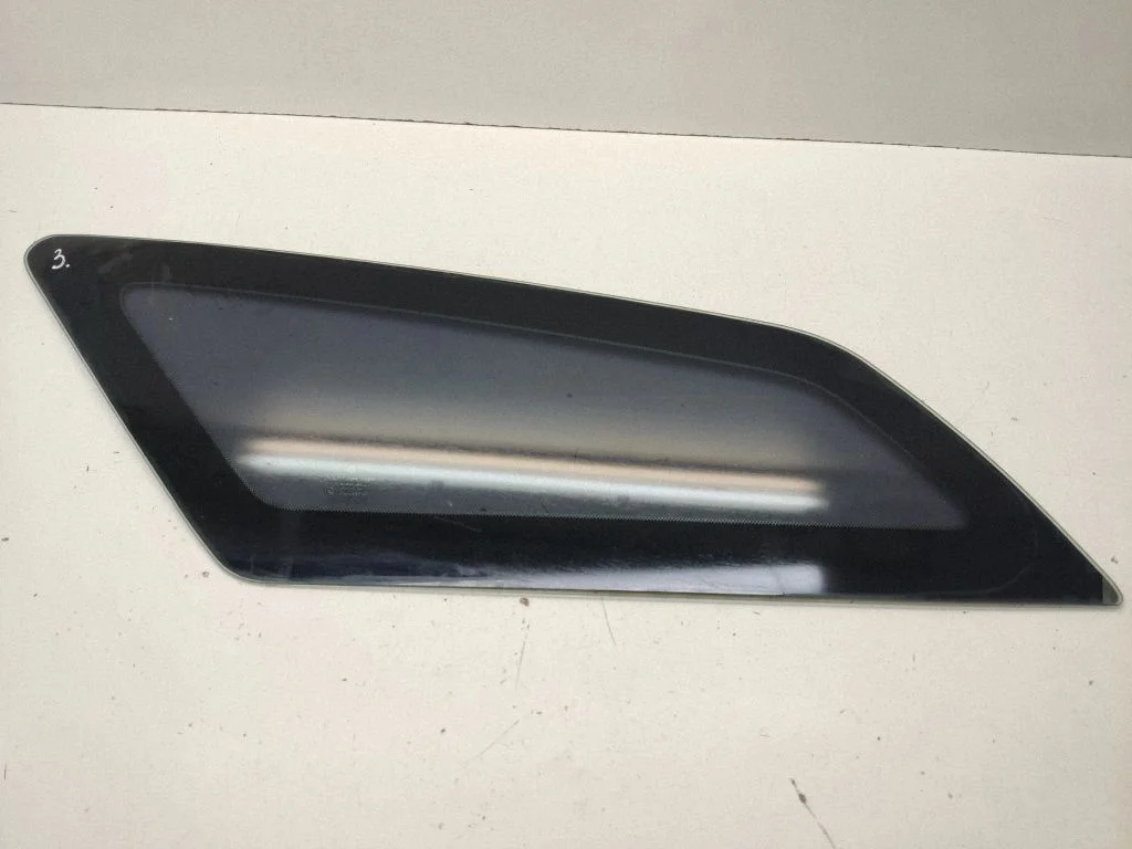 Rear side window 43R000262