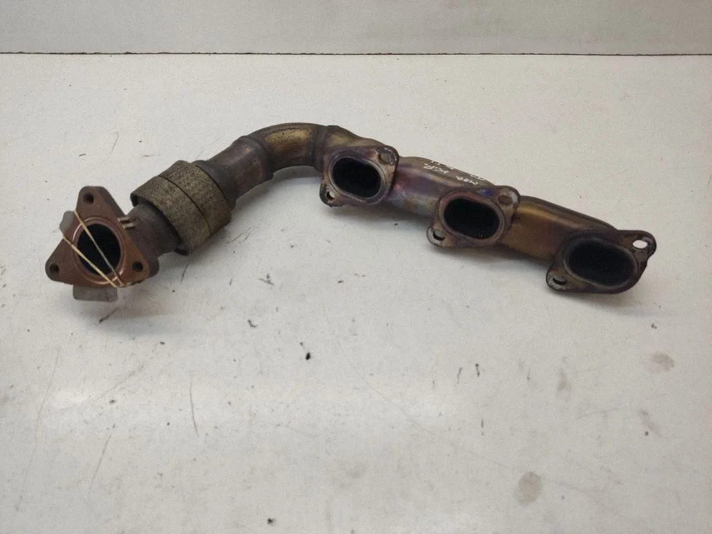 Exhaust manifold – Mercedes-Benz R-Class W251 (2005-2013)