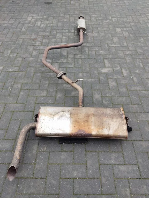 Muffler/silencer – rear