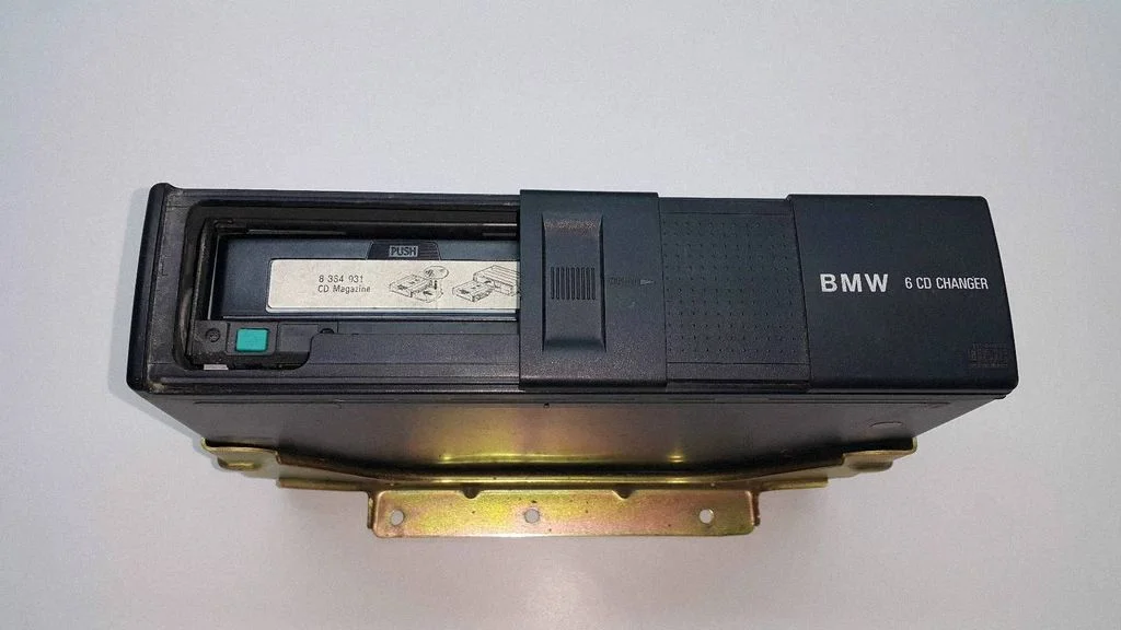 CD/DVD changer – BMW 3 Series E46 (1998-2005)