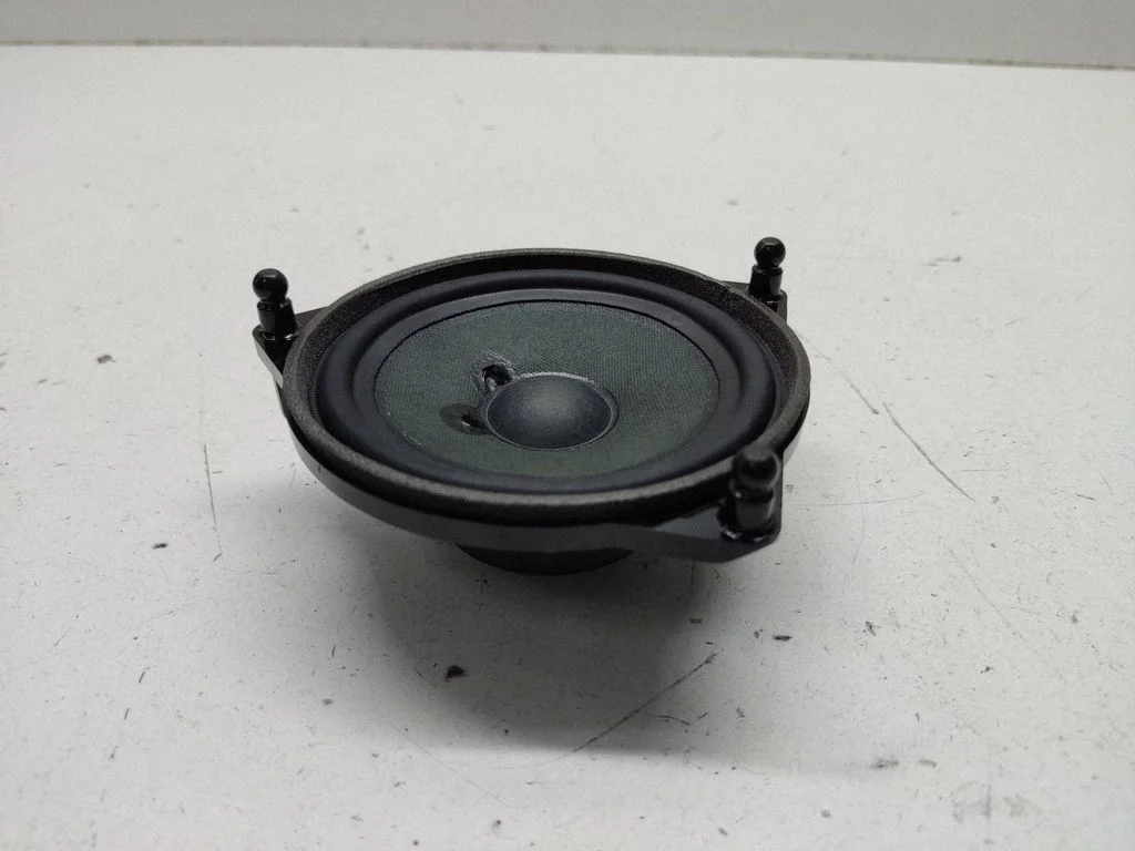 Rear door speaker – Mercedes-Benz E-Class W213 (2016-)