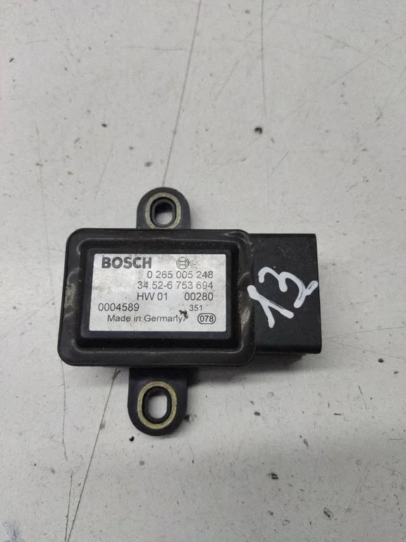 ESP acceleration yaw rate sensor – BMW X5 E53 (1999-2006)