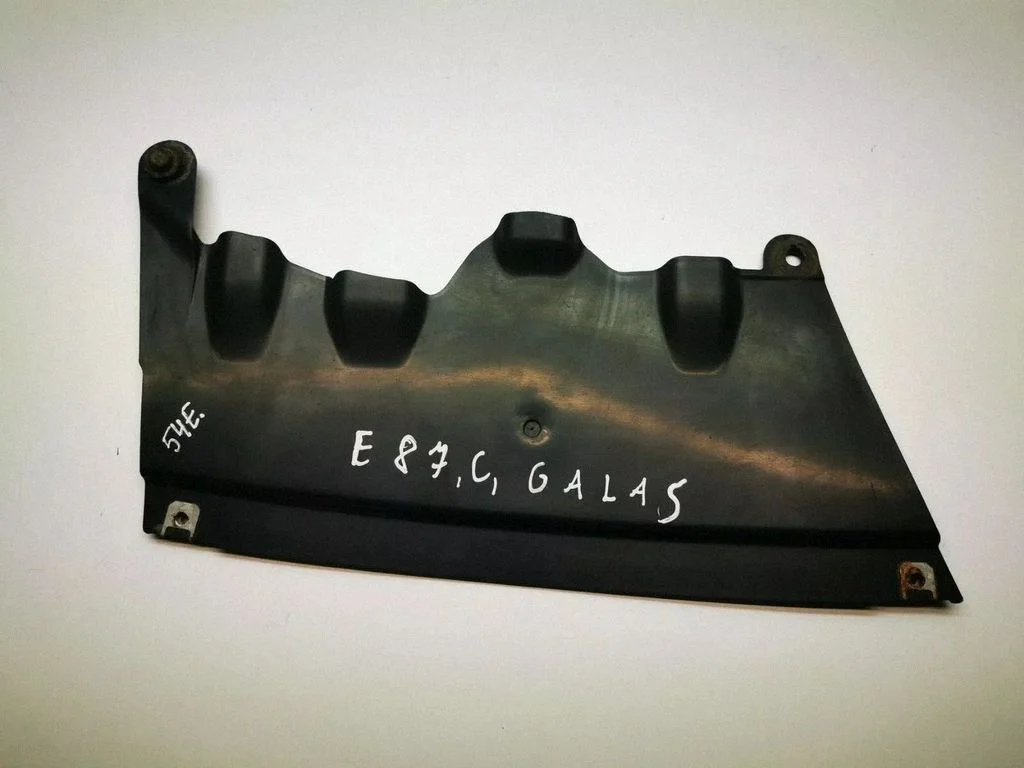 Osłona podwozia pod zderzakiem tylnym – BMW Seria 1 E82 E88 (2007-2014)