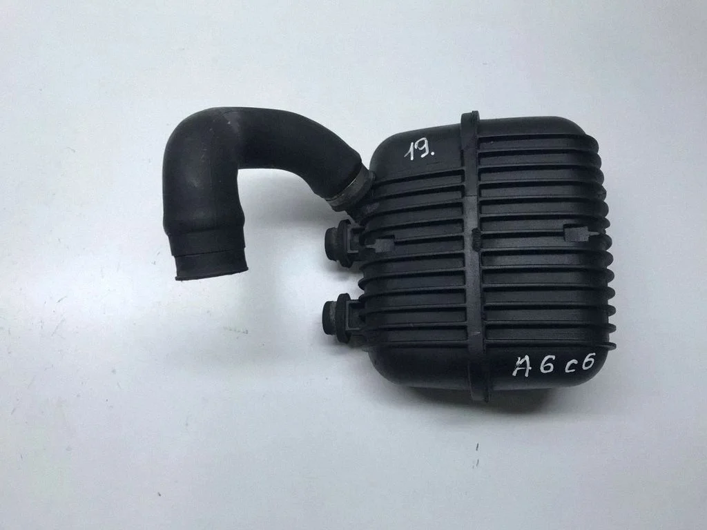 Vacuum air tank – Audi A6 Allroad C6 (2006-2011)