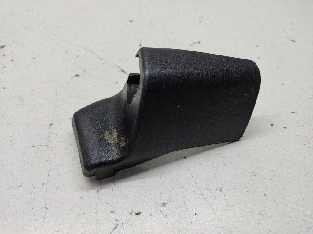 Front passenger seat rail trim 7215702040