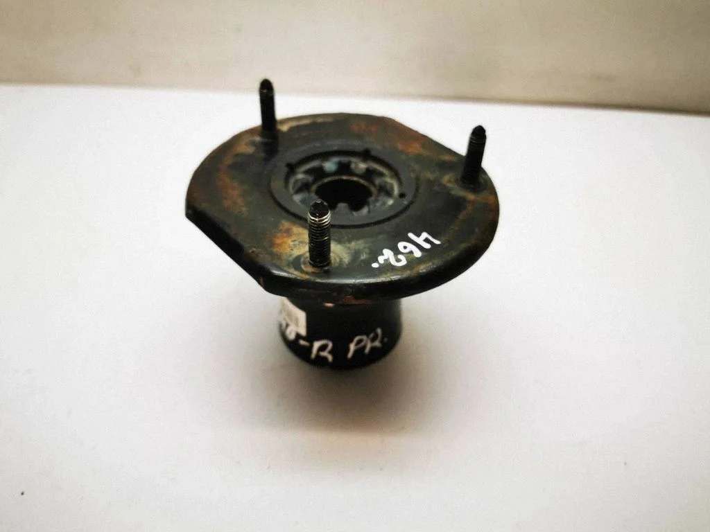 Coil spring mount – Mercedes-Benz R-Class W251 (2005-2013)