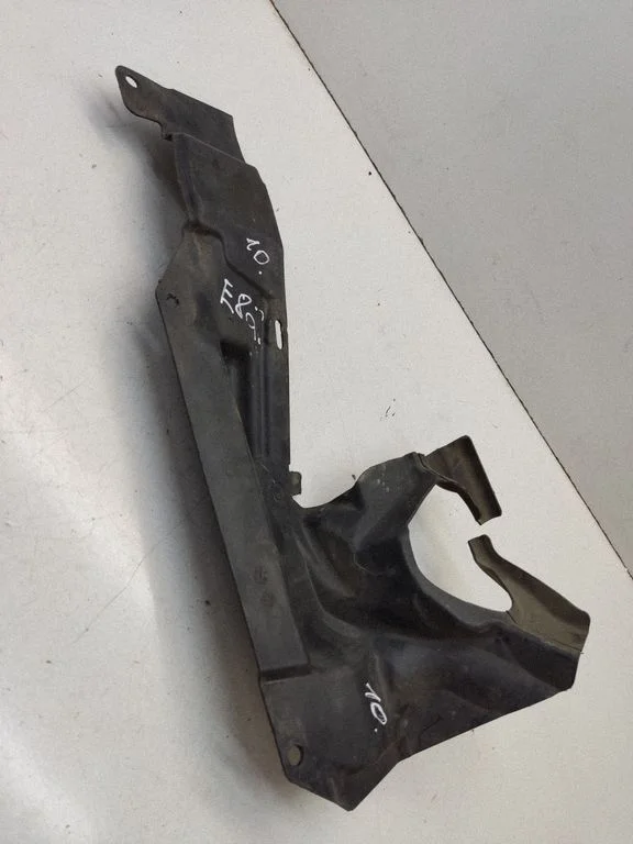 Eesmise vedrustuse põhjakaitse – BMW 1-seeria E81 E87 (2004-2011)