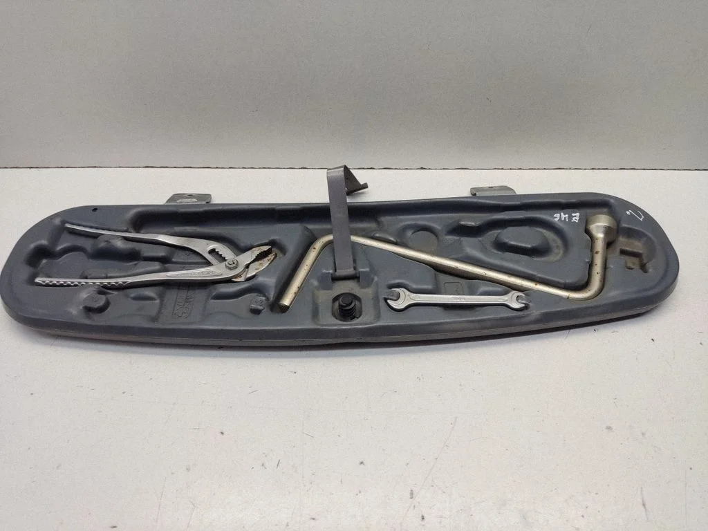 Tool set 1094910